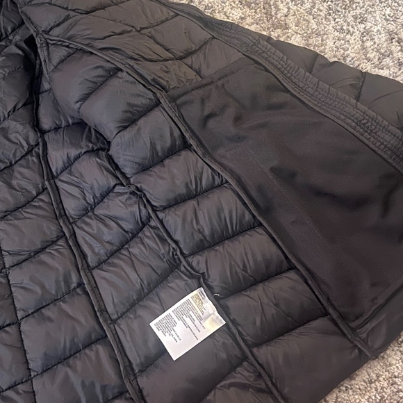 Reebok jacket - Picture 2 of 3